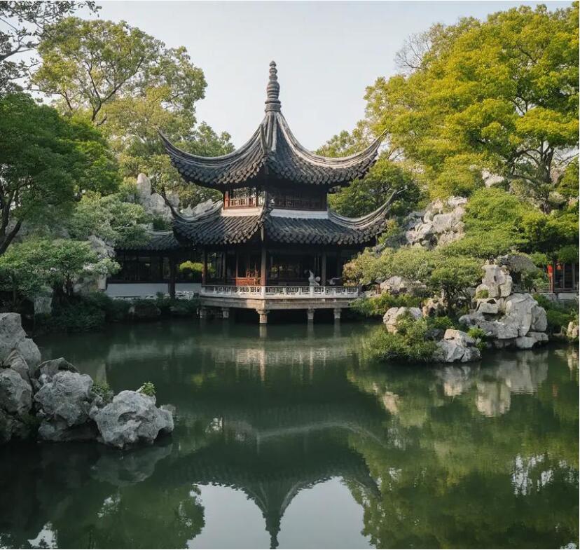 南京江宁狼狈餐饮有限公司